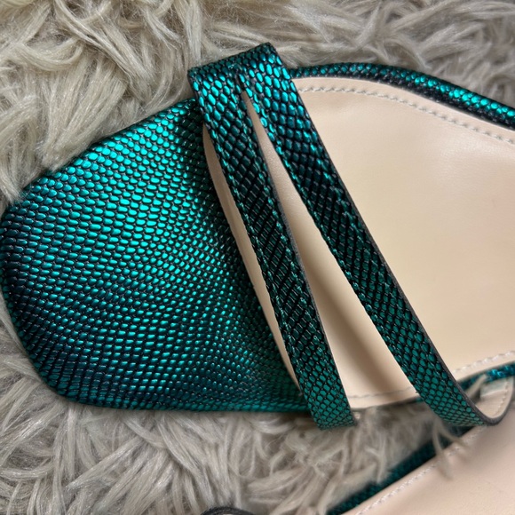 Blue by Betsey Johnson Women’s SB-Mady 10M - Picture 2 of 13